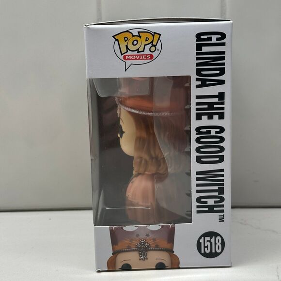 Pop! Movies: The Wizard of Oz 85th Anniversary - Glinda the Good Witch - Picture 2 of 6